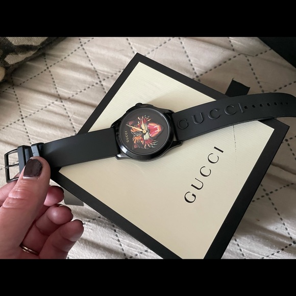 Gucci watch with Tiger face (unisex) - Picture 2 of 3
